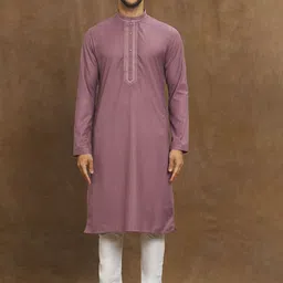 Arihant Rai Sinha Men Solid Silk Kurta with Churidar-image-15