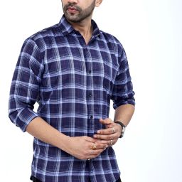Men Regular Fit Checkered Spread Collar Casual Shirt-image-4