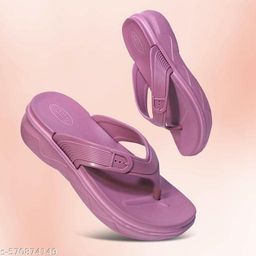 Relaxed Attractive Women Flipflops & Slippers-image-15