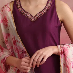 Khushal K Regular Thread Work Kurta with Palazzos & With Dupatta image 2