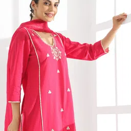 Anouk Pink Ethnic Motifs Embroidered Thread Work A-Line Kurta & Trouser With Dupatta image 2