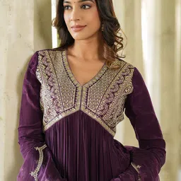 KALINI Yoke Design Thread Work Kurta With Trousers & Dupatta image 2