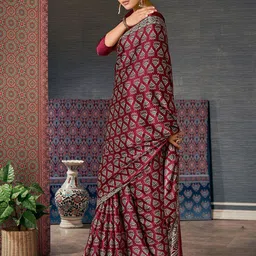 anouk rustic Anouk Ajrak Block Pure Crepe Block Print Saree image 5