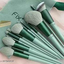 New Trendy Makeup Brushes-image-32
