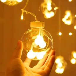 SPARK WORLD Yellow Ball-Shaped String Lights image 2