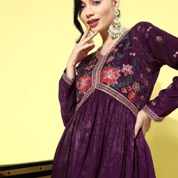 Sangria V-Neck Long Sleeves Embroidered A-Line Kurta With Trouser-picture-38