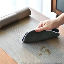 YELONA Brown 5 Pieces Textured Rectangular Table Placemats & Runner image 4