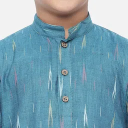 Vastraa Fusion Boys Teal Printed Handloom Kurta image 3