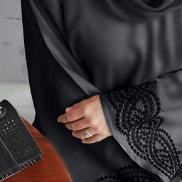 Trendy Women Muslim Wear Abayas-image-26