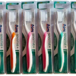 Sensitive+ Ultra Soft Toothbrush-3