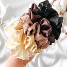 Krelin Set of 4 Ponytail Holders image 4