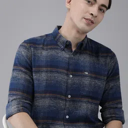 THE BEAR HOUSE Men Navy Blue Slim Fit Tartan Checked Flannel Pure Cotton Casual Shirt-image-84