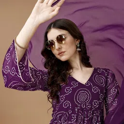 TextileNow Women Bandhani Printed Regular Kurta with Trousers & With Dupatta image 3