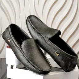 Lightweight | Comfortable | Trendy | Daily Wear | Synthetic Leather Loafers For Men-31