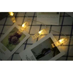ENORMITY Yellow & White Photo Clip Shape String Lights image 2