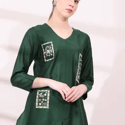 Anouk Floral Embroidered Regular Thread Work Kurta with Trousers-picture-41