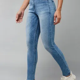 DOLCE CRUDO Women Slim Fit High-Rise Clean Look Heavy Fade Stretchable Jeans-picture-35