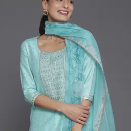 Libas Ethnic Motifs Embroidered Regular Thread Work Kurta with Trouser & Dupatta image 2