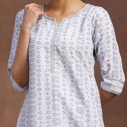 Libas Printed Geometric Embroidered Regular Thread Work Kurta With Trousers & Dupatta image 2