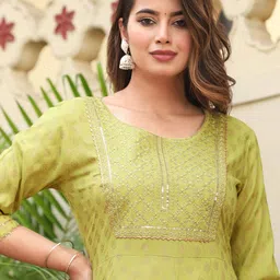 SINGNI Ethnic Motifs Printed Thread Work Panelled A-Line Kurta With Trousers & Dupatta image 2