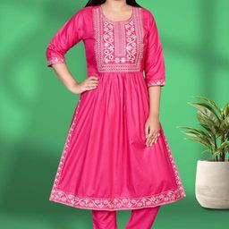 Kashvi Fabulous Women Kurta Sets-image-18