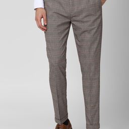 Peter England Men Checked Carrot Fit Crop Formal Trousers-image-89