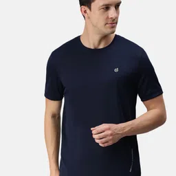 Macroman M-Series Men Navy Blue Solid T-shirt-image-85