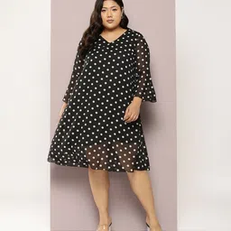 Qurvii+ Plus Size Polka Dot Print Bell Sleeves Georgette A-Line Dress-17