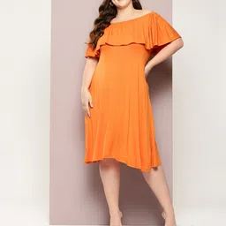 Qurvii+ Plus Size Solid Ruffled A-Line Midi Dress-54