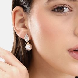 DressBerry Leaf Shaped Drop Earrings-image-33