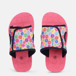 YK Girls Pink Printed Sliders-21