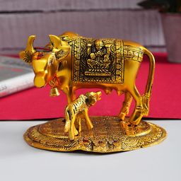 Archies Gold-Toned Cow with Calf Showpiece-image-39
