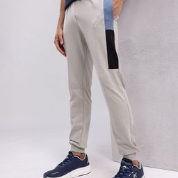 HRX by Hrithik Roshan Men Slim Fit Joggers With Side Striped Detail-image-87