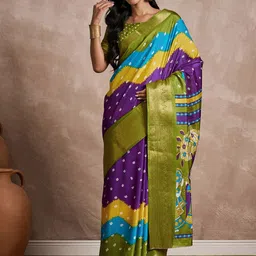 KALINI Ethnic Motifs Zari Silk Blend Sungudi Saree-image-71