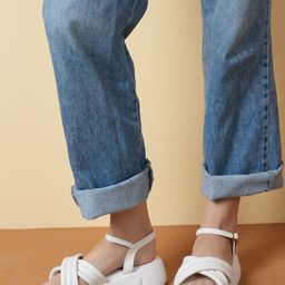 The Roadster Lifestyle Co Women Platform Heel Sandals-39