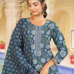 KALINI Women Floral Printed Kurta with Trousers & Dupatta-20