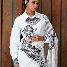 TEEJH Hand Block Printed Mulmul Cotton Saree image 2