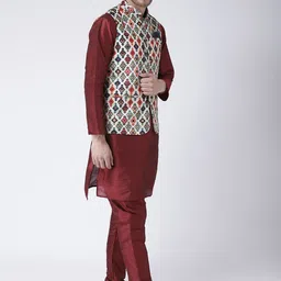 Hangup Men Maroon & Multicoloured Solid Kurta with Pyjamas and Nehru Jacket image 4
