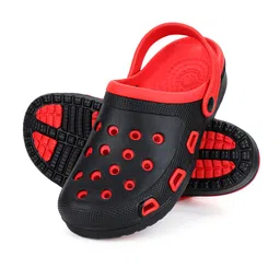 Greentech Men Self Design Lightweight Clogs image 2