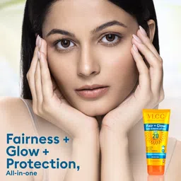 VLCC Set of 3 Fair+Glow SunScreen Lotion SPF20 - 50ml each image 5
