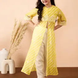 StyloBug Girls Yellow Printed Kurti Set-image-11