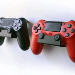 Gadget Gear Wall Mount for PS5 / PS4 Controller (DualShock 4 / DualSense), Custom Design,Screw-Free Application（2Pcs） image 1