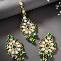Peora Golden Green Kundan Set for Women-image-75