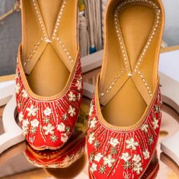 NR by Nidhi Rathi Women's Red Ethnic Juttis-image-98