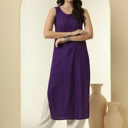 KALINI Geometric Printed Round Neck Sleeveless Kurta-picture-45
