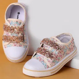 Cute Walk by Babyhug Casual Shoes with Velcro Closure Butterfly Print - Beige-picture-45