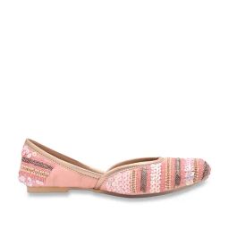 Jove Women's Pink Ethnic Juttis-image-23