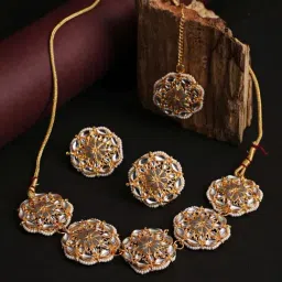 Aatmana Gold-Plated Grey & White Kundan Choker Necklace Set & MaangTikka Set for Women-image-32