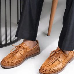 Styli Men's Tan Boat Shoes-image-33