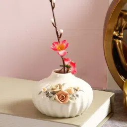 Tayhaa White Ceramic Vase - Set of 1-image-77